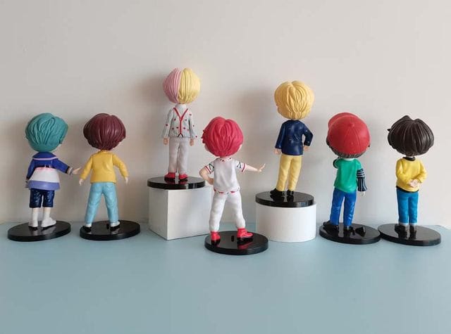 BTS Tiny Tan Idol Q Style Figures