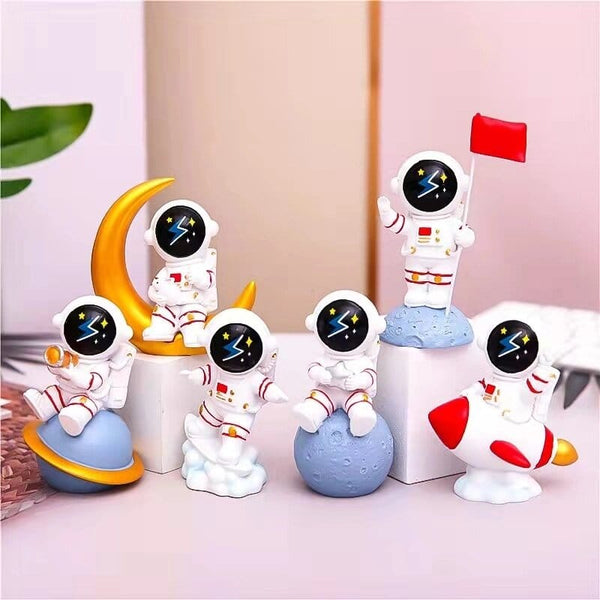 Funky Space Astronaut Figures - Gifts Sets Available In India