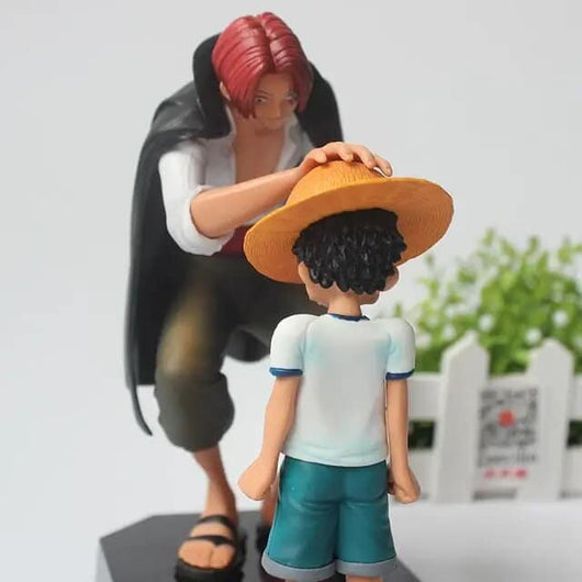 Luffy and Shanks Figure